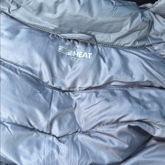 32 Degrees Women's Lightweight Blue Gray Puffer Vest Size Medium NWT - Picture 5 of 11